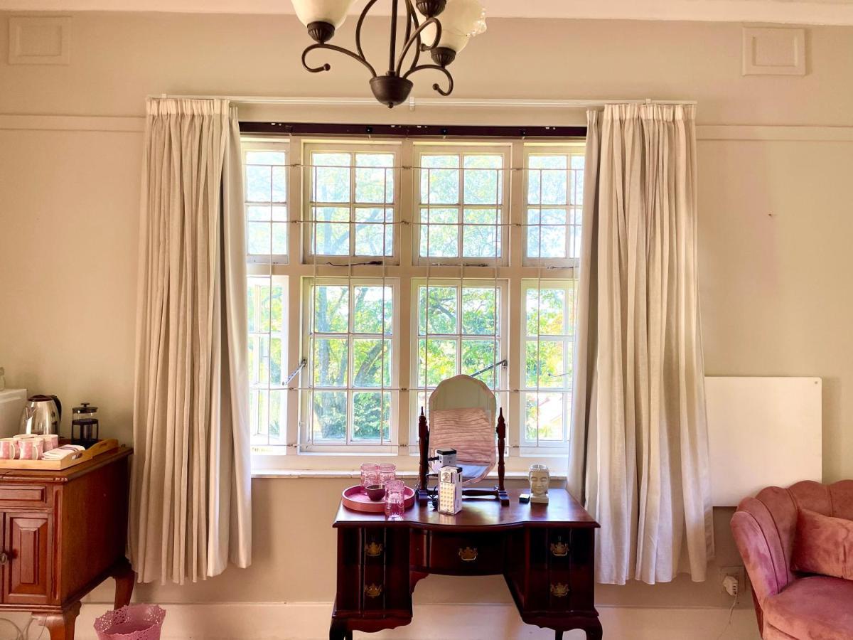 هويك Clarendon Manor And Cottages المظهر الخارجي الصورة